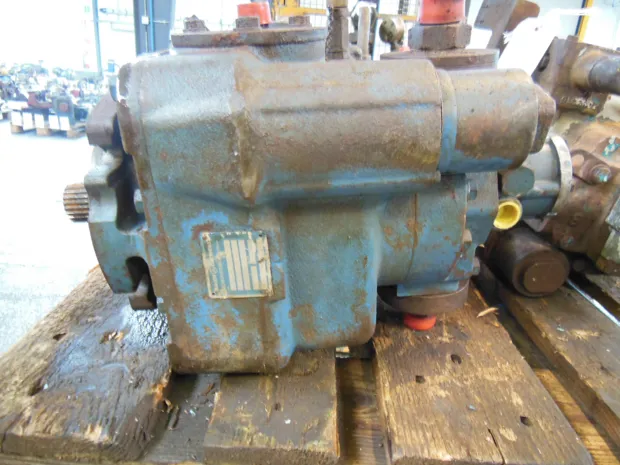 Image 2 of 3 - HP600