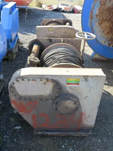 Split winch