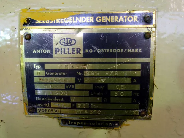 Image 2 of 3 - Deutz