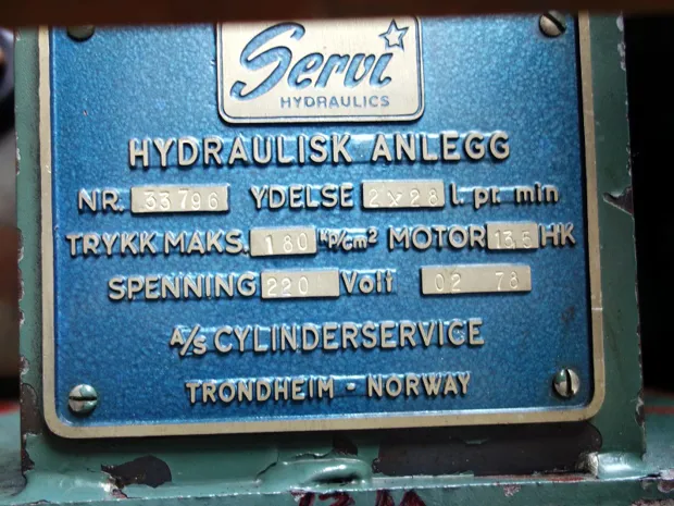 Image 2 of 2 - HS211