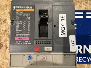 Merlin Gerin - Compact