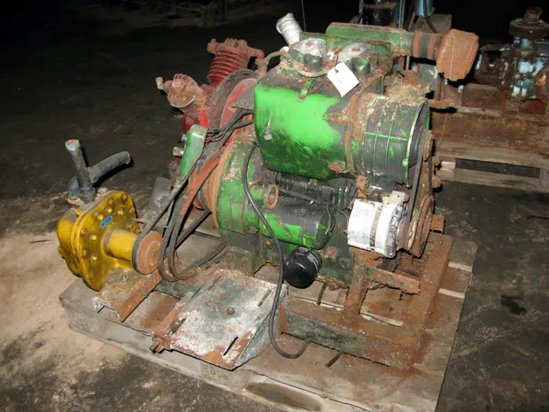 Image 1 of 2 - MWM - D302-2