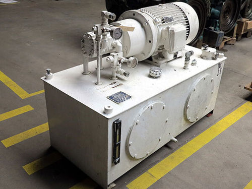 Low-pressure hydraulic pumps