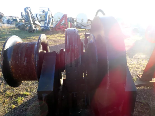 Image 3 of 7 - Anchor winch