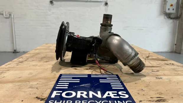 Image 1 of 8 - JABSCO - No plate