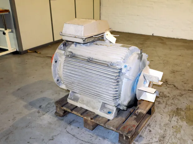 Image 1 of 5 - ABB - M2BA 280 SMC 4 1335