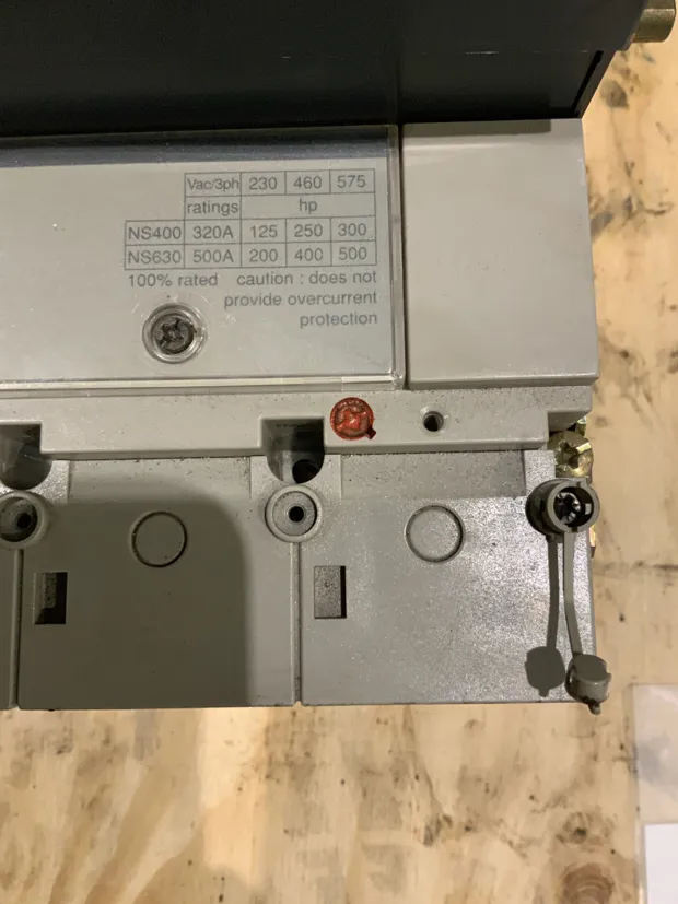 Image 2 of 4 - MERLIN GERIN - NS400NA