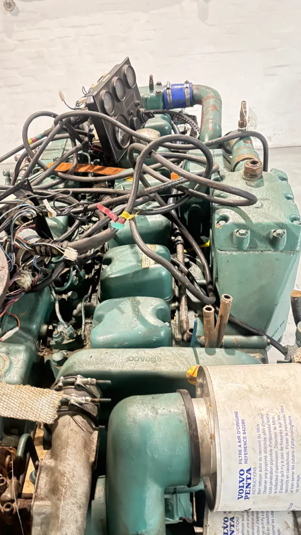 Image 7 of 11 - Volvo Penta - TAMD122A