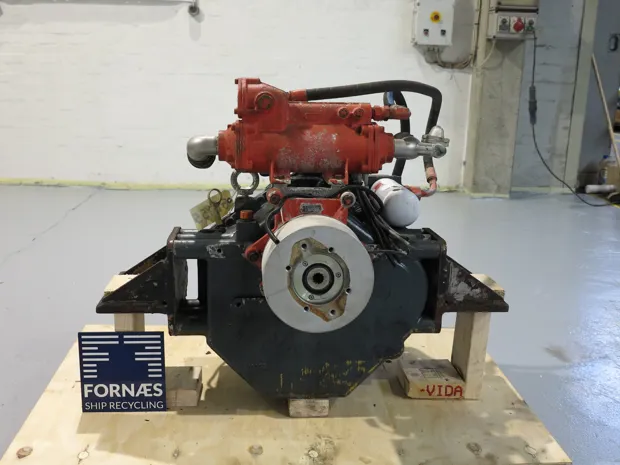 Image 4 of 7 - Twin Disc - MGX-5135RV