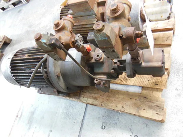 Image 1 of 2 - HP340