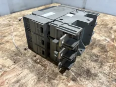 Merlin Gerin - Compact