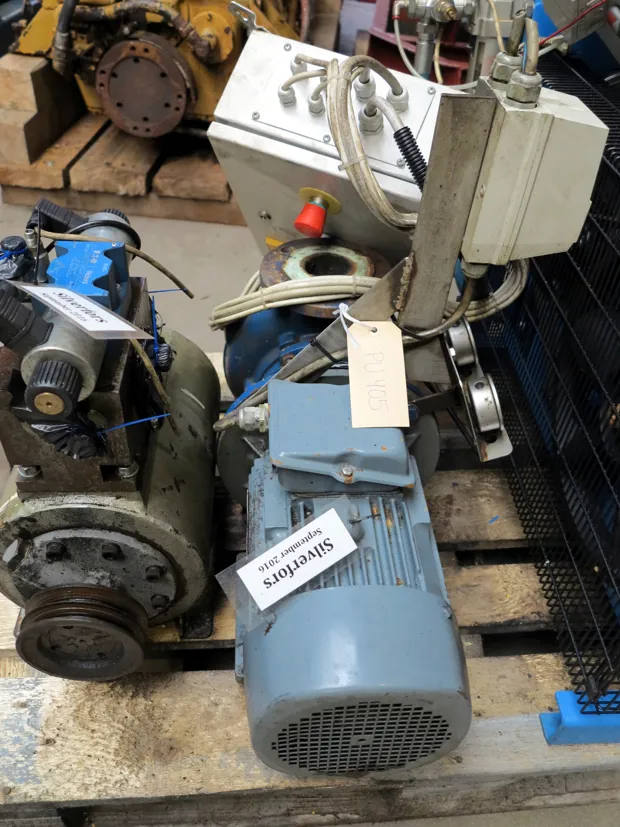 Image 1 of 3 - Azcue - MN 65-125