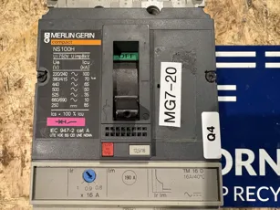 Merlin Gerin - Compact