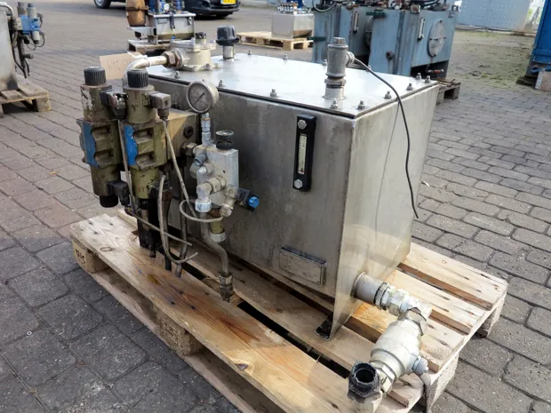 Image 2 of 3 - HS269