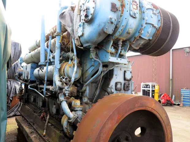 Image 2 of 6 - Deutz - SBV 8M 545