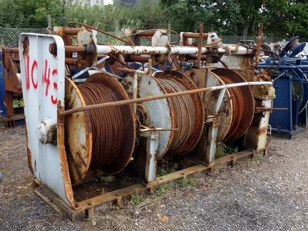 Image 2 of 5 - Trawl winch