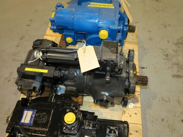 Image 3 of 10 - HP897