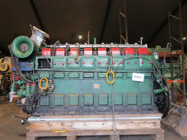 Image 1 of 8 - MAN B&W ( Alpha ) - 8T23LU