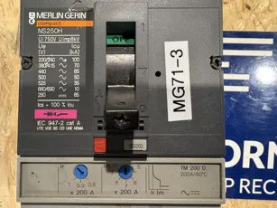 Merlin Gerin - Compact