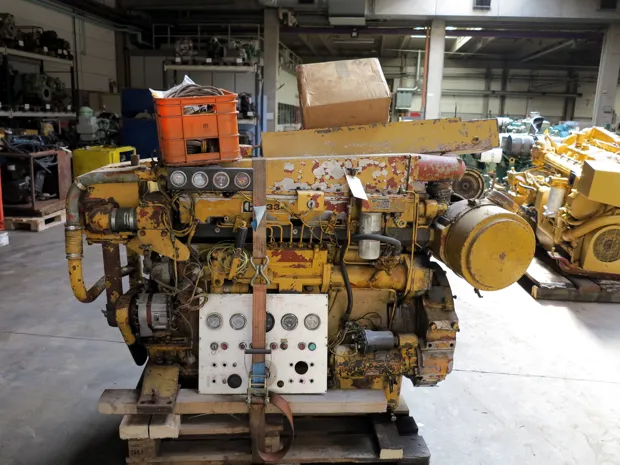 Image 1 of 3 - Caterpillar - D334