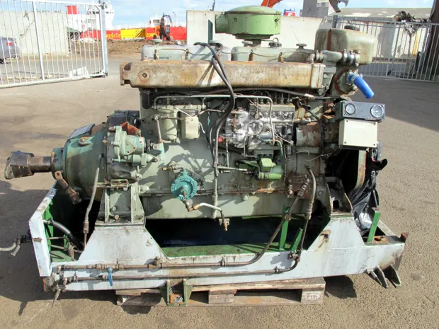 Image 2 of 3 - Scania - D11 R81SF