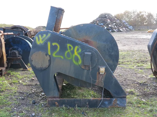 Image 3 of 7 - Trawl winch