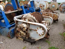 Split winch