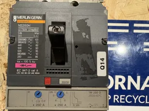 Merlin Gerin - NS250H