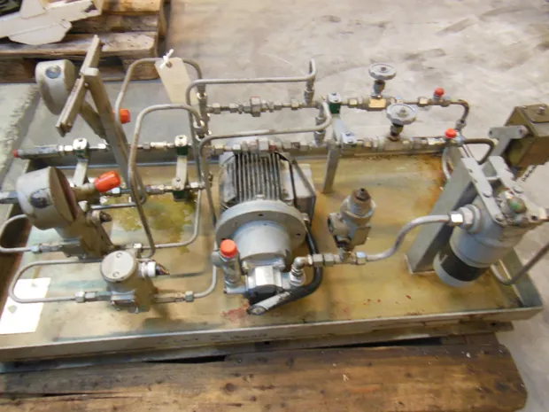 Image 1 of 2 - HP693