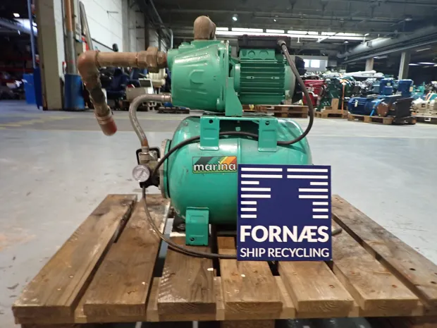 Image 2 of 5 - Marina - CAM 40/22