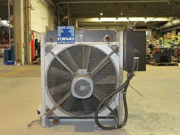 Image 3 of 8 - No plate