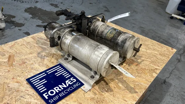 Image 3 of 8 - Parker racor - 751000MAX