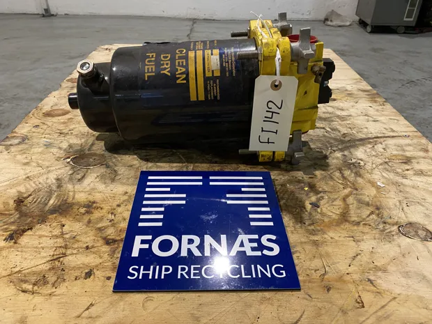 Image 2 of 6 - Parker Racor  - FBO-10-DPL