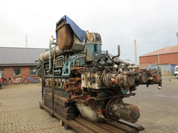 Image 4 of 9 - Alpha - 8L 23/30A 111EKV