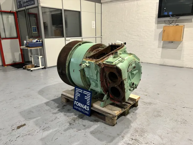 Image 4 of 9 - ABB - VTR304P11
