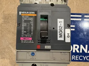 Merlin Gerin -  Compact