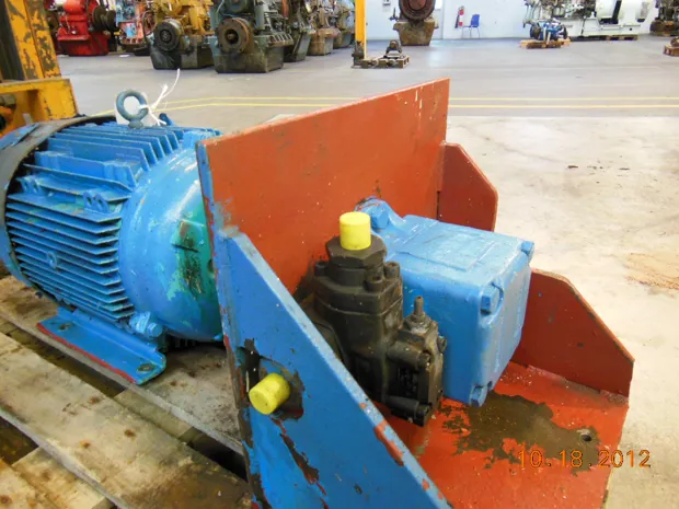 Image 2 of 4 - HP681