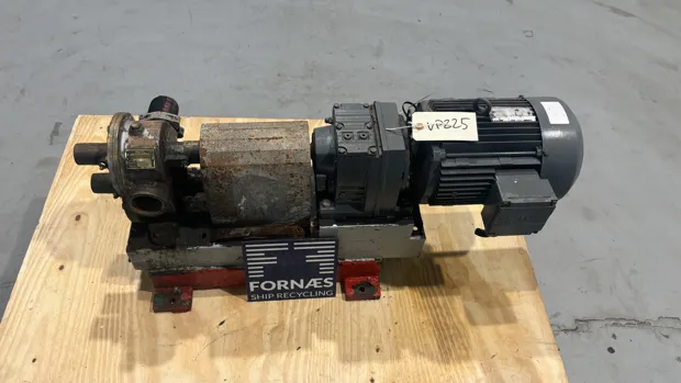 Image 4 of 9 - Delta Pumpefabrikk -  400-200 PT