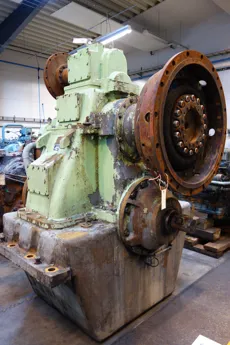 Tacke - HUW-710B