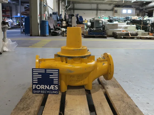 Image 3 of 4 - Desmi - NSL 125-215