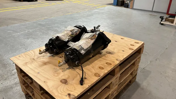 Image 4 of 9 - Parker - DFBO1410FSVAFMD30S01