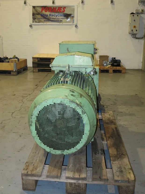 Image 4 of 6 - Stamford - UC.M274E2