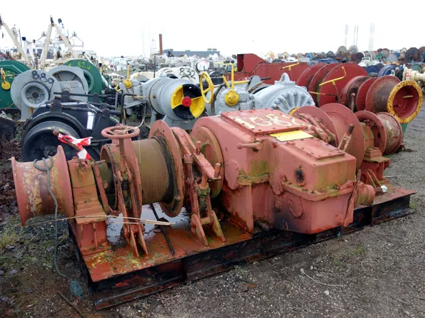 Image 3 of 5 - Anchor winch double