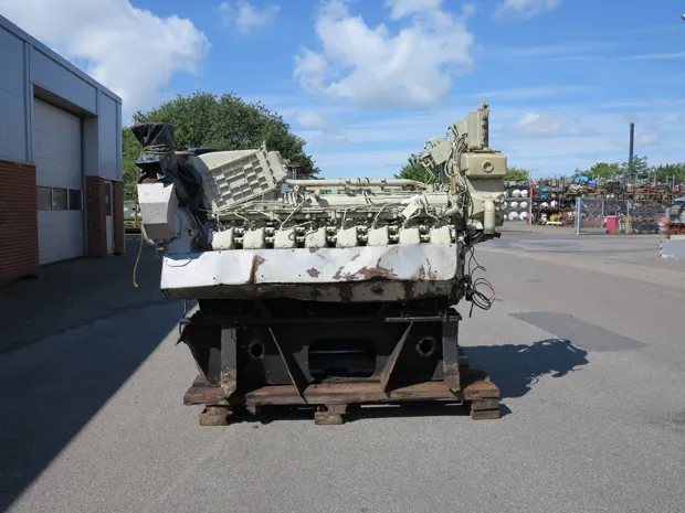 Image 1 of 5 - Deutz - SBA 16M 816