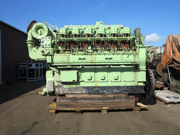 Image 7 of 8 - MaK - 6M 453 AK