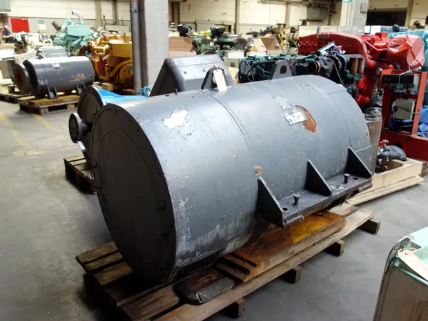 Image 2 of 3 - AVK - DIDB 120E/8