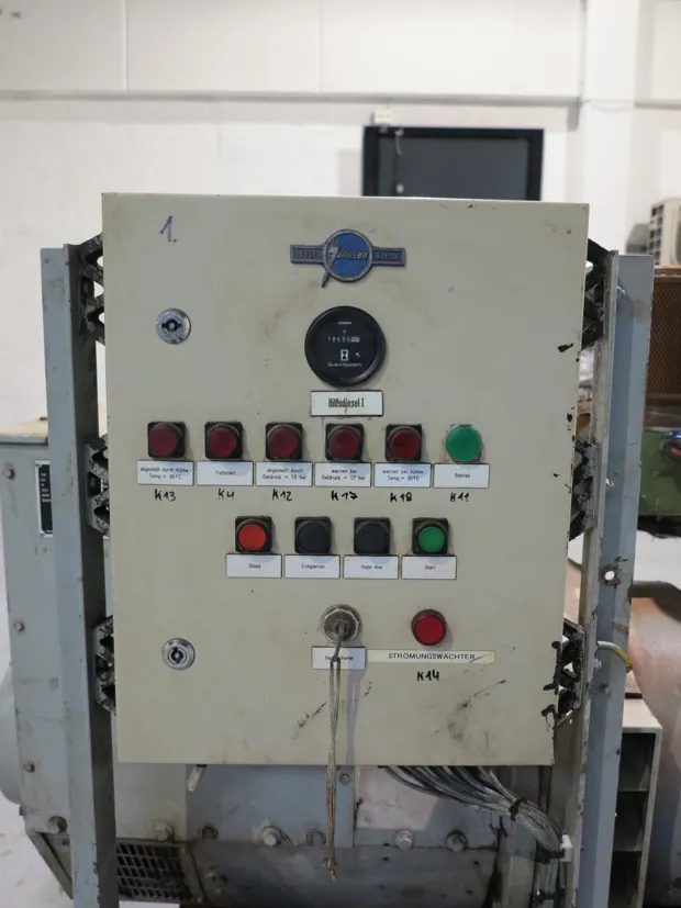 Image 6 of 8 - MWM