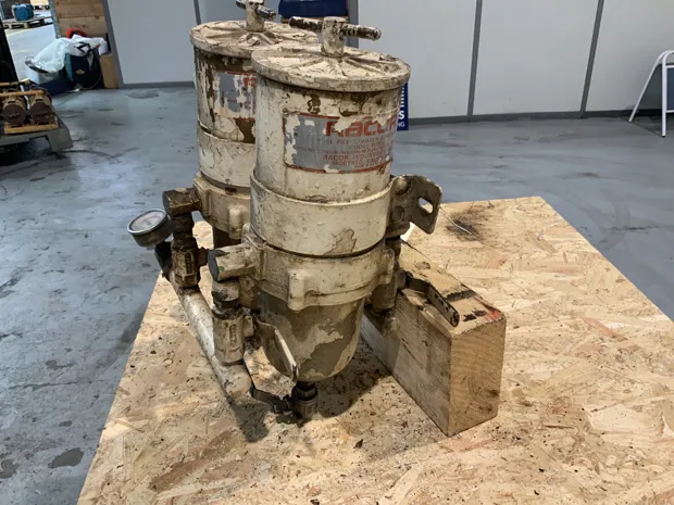 Image 5 of 6 - Parker racor - 900FG