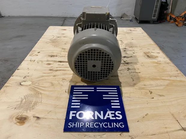 Image 2 of 6 - Lönne - 7AA112M06