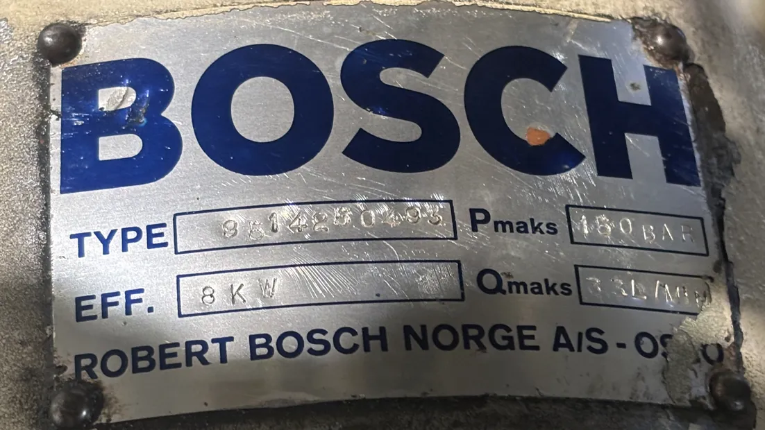 Image 11 of 13 - HP1026